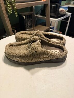 Hey Dude Women's Slip Sherpa Mule in Taupe